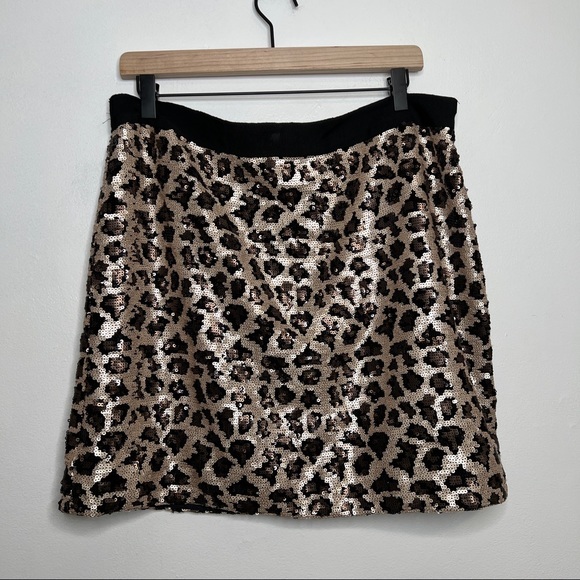 Banana Republic Sequin Leopard Print Mini Skirt NWT Size 14 - Picture 3 of 15